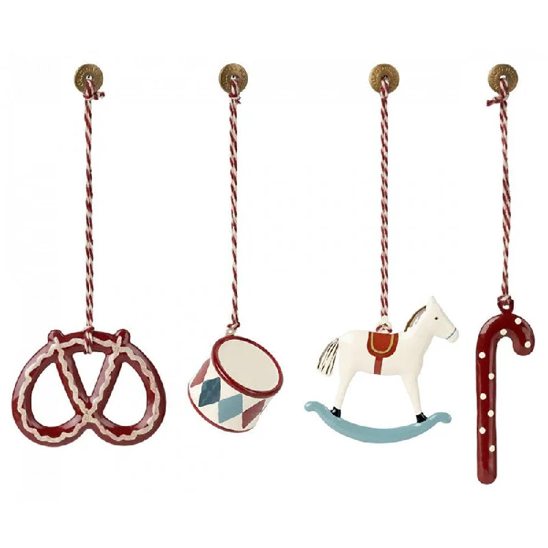 ---Maileg metal ornament set - peter's christmas