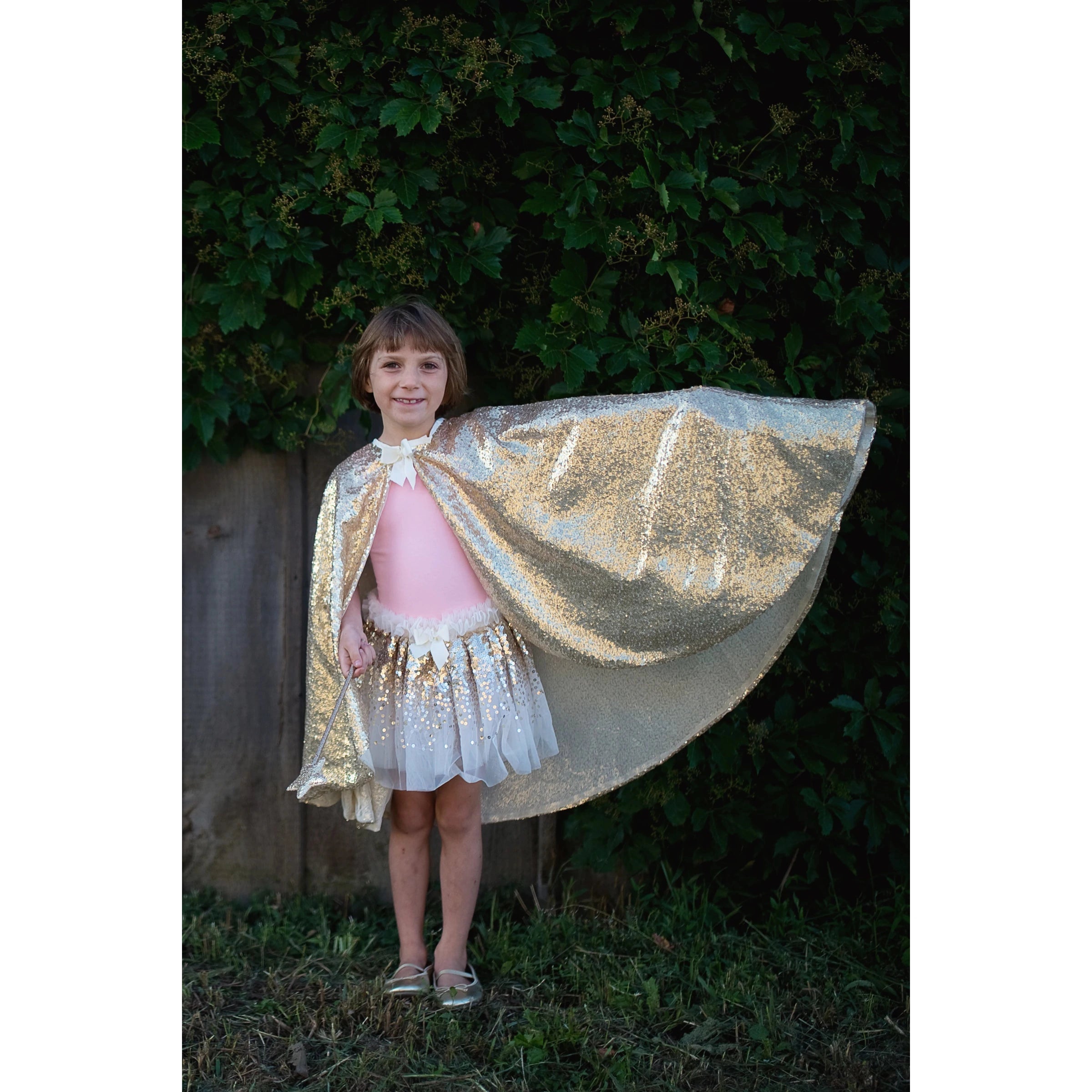 - Winter dog thick down jacketgracious gold sequins cape size 5-6