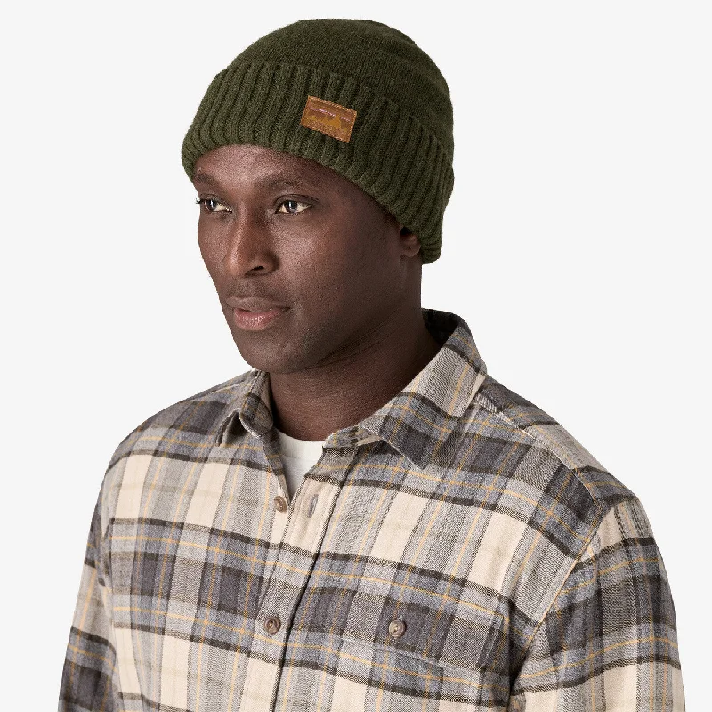 - Remote interactive pet feederBrodeo Beanie - '73 Skyline: Pine Needle Green