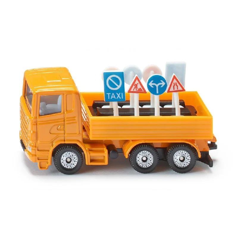 - Pet monitor with cameraSiku super road maintenance truck